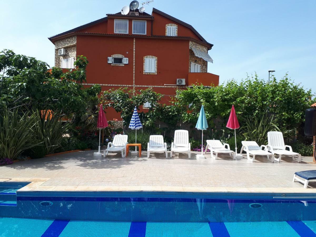 Apartments Dugonjic Umag Exterior photo